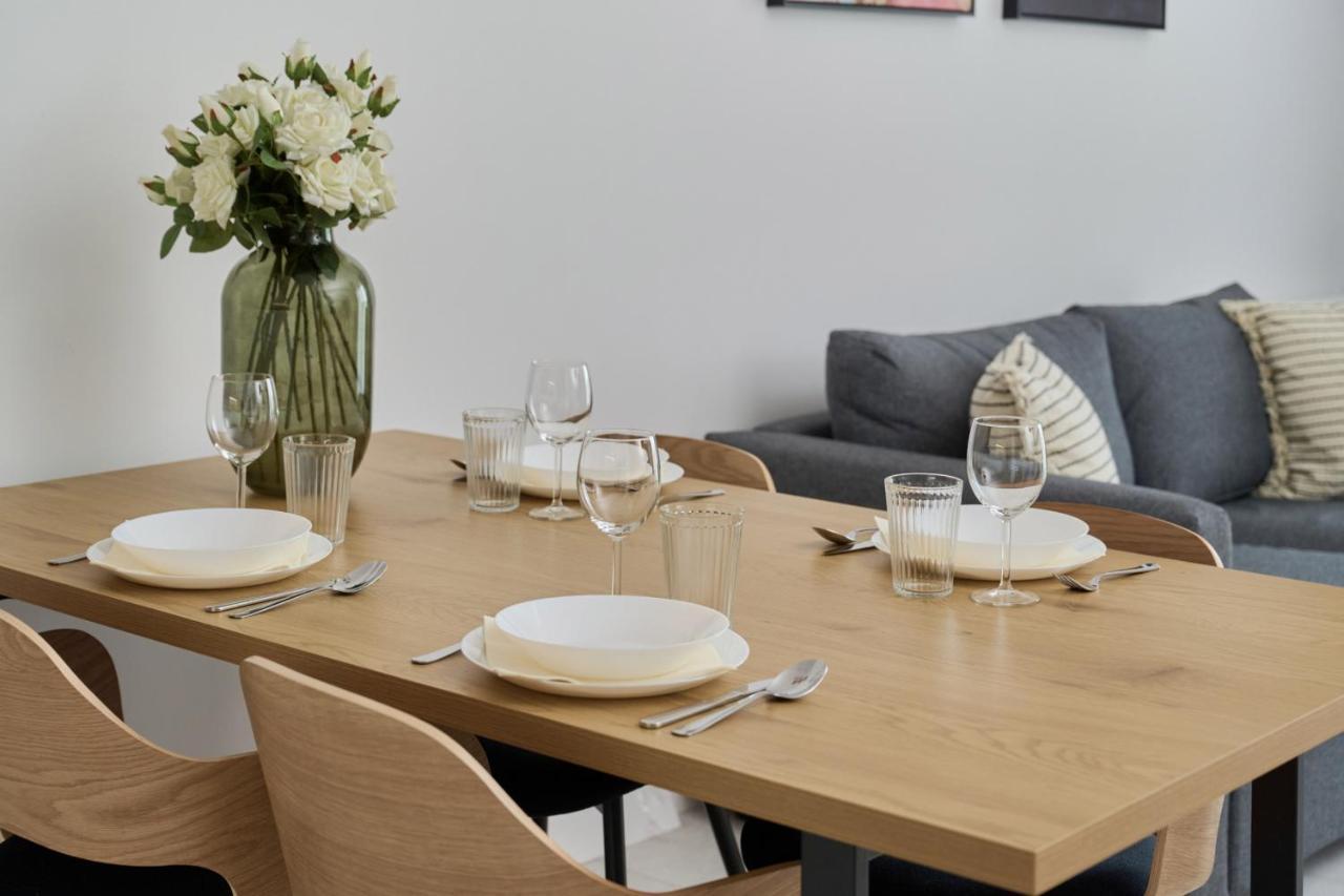 Lwowska By The Malta With Parking By Renters Prestige Poznan
