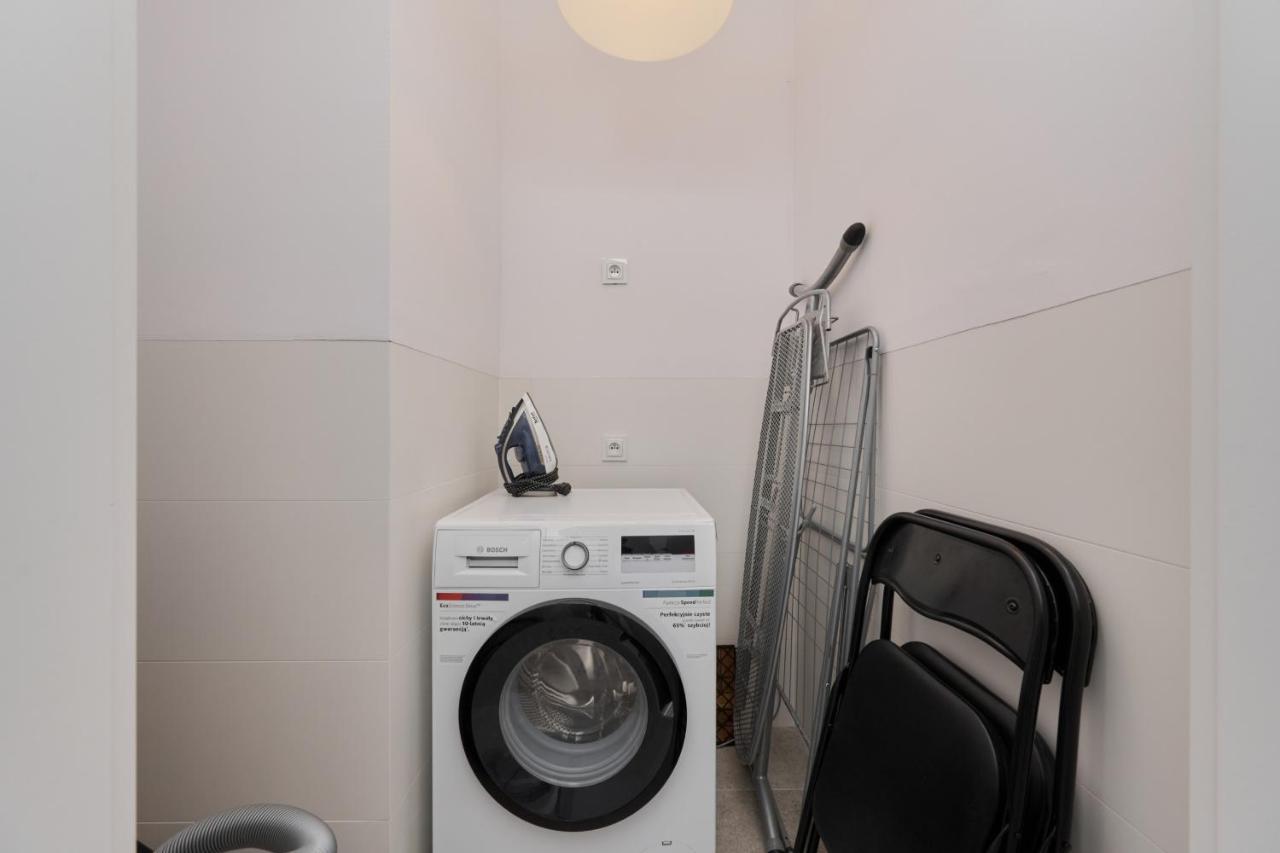 Lwowska By The Malta With Parking By Renters Prestige Apartment Poznan