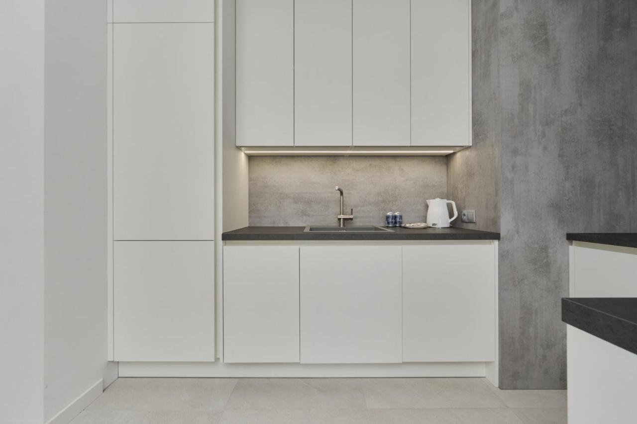 Apartment Lwowska By The Malta With Parking By Renters Prestige *