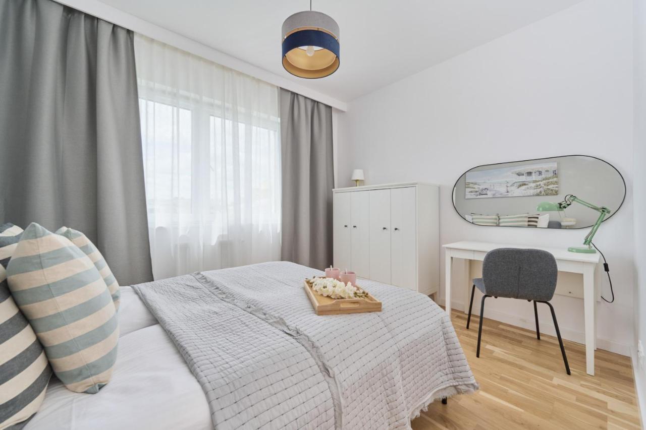 Lwowska By The Malta With Parking By Renters Prestige
