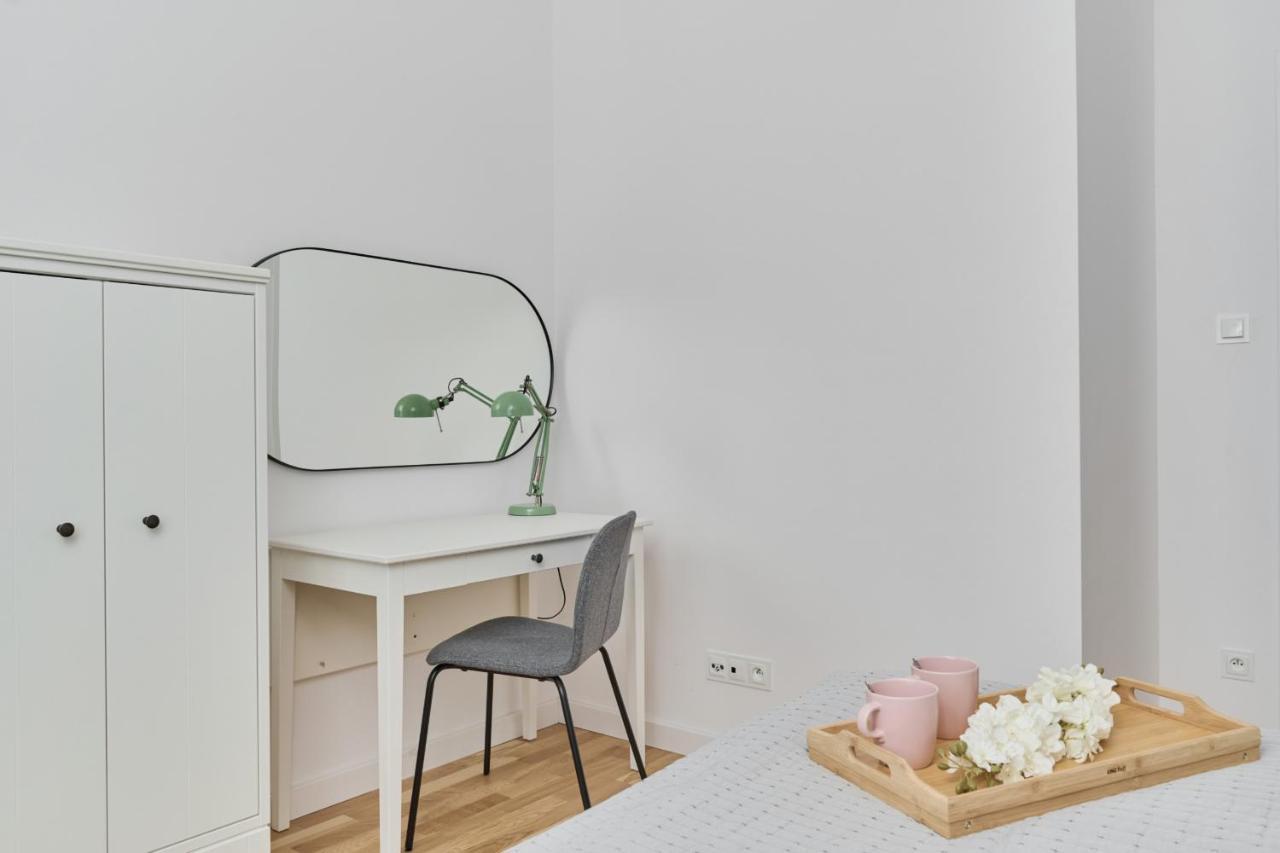 Lwowska By The Malta With Parking By Renters Prestige Poznan